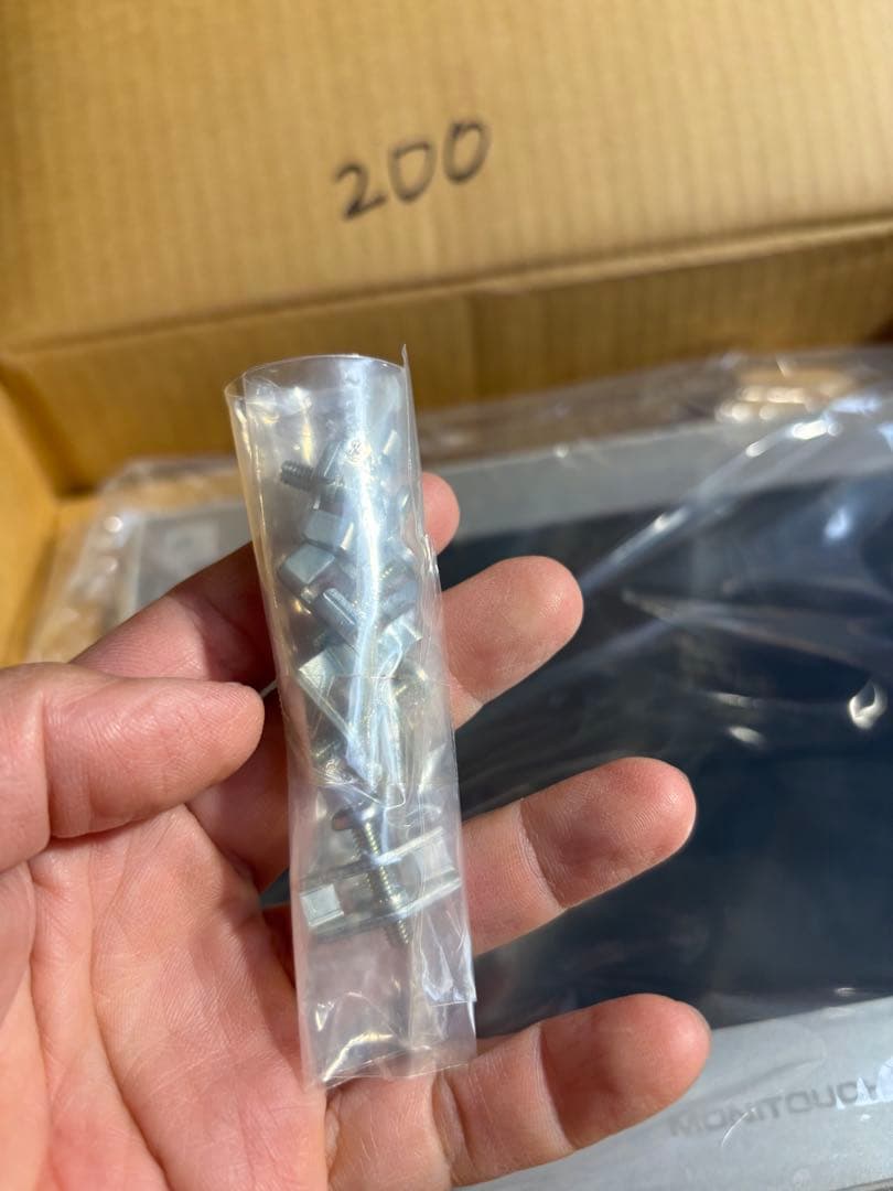 富士電機 タッチパネル V9100iSD新品同様。未使用。長期保管品。動作未確認