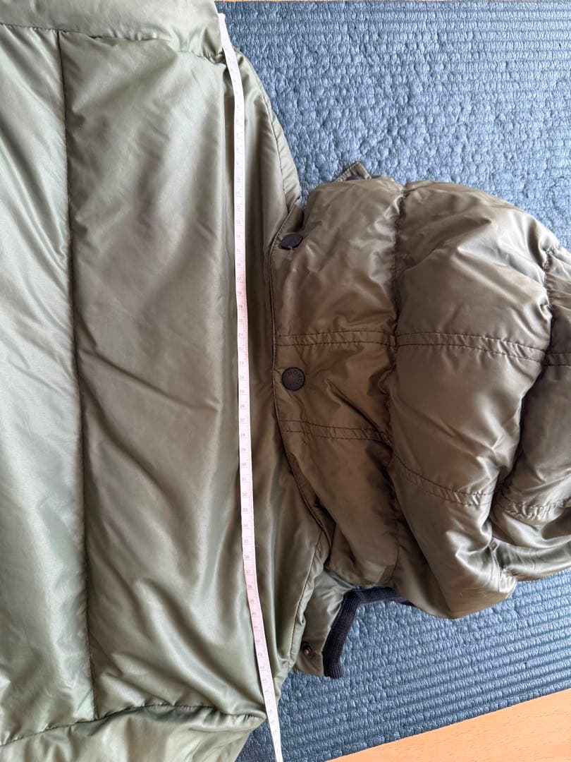 MONCLER オリーブグリーン ダウンジャケット