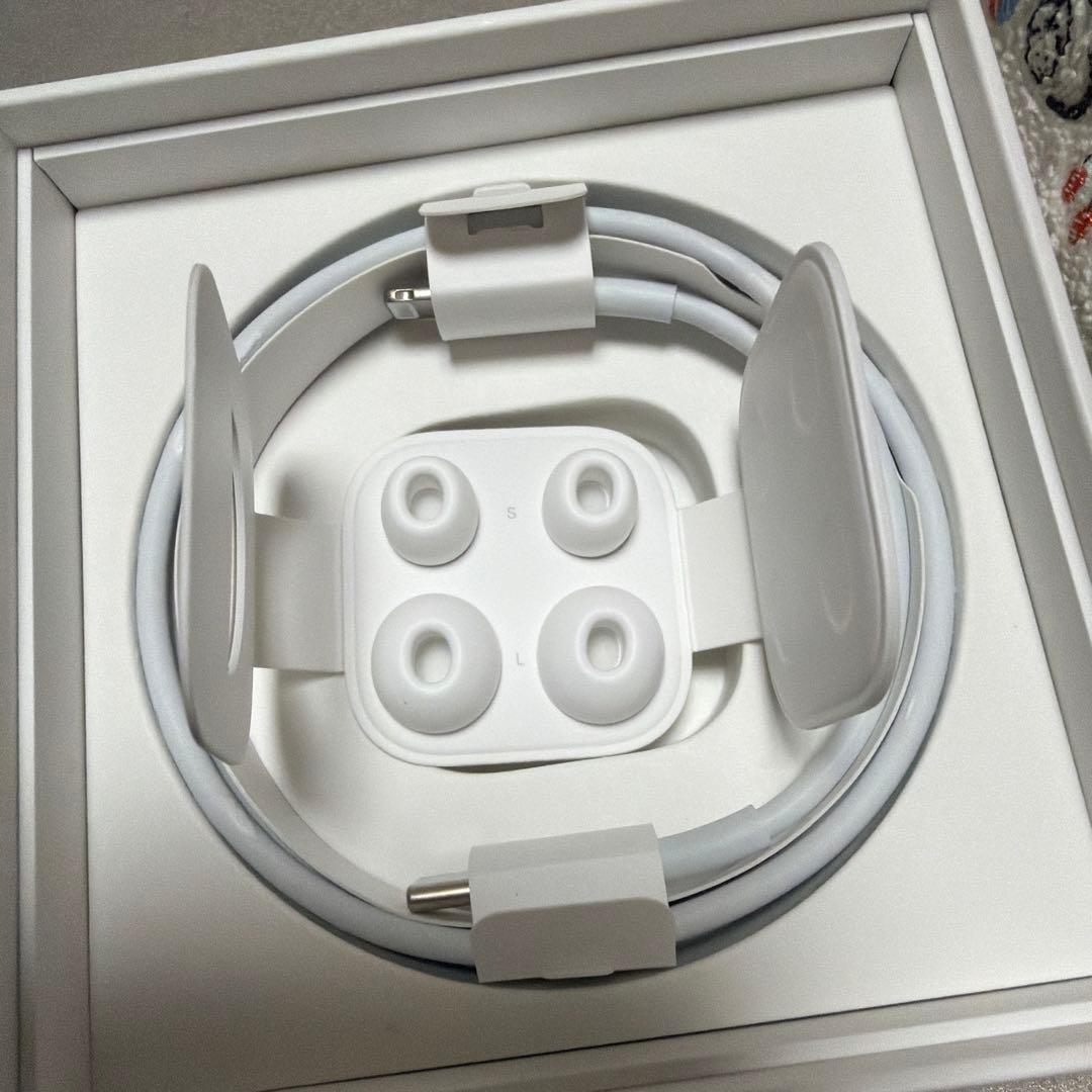 AirPods Pro 充電ケース付き