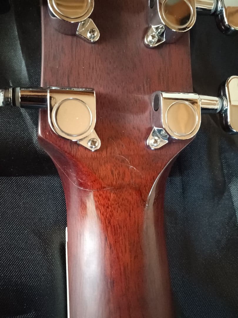【送料込】【美品】James　ドレッドノート　島村楽器　トップ単板　整備済