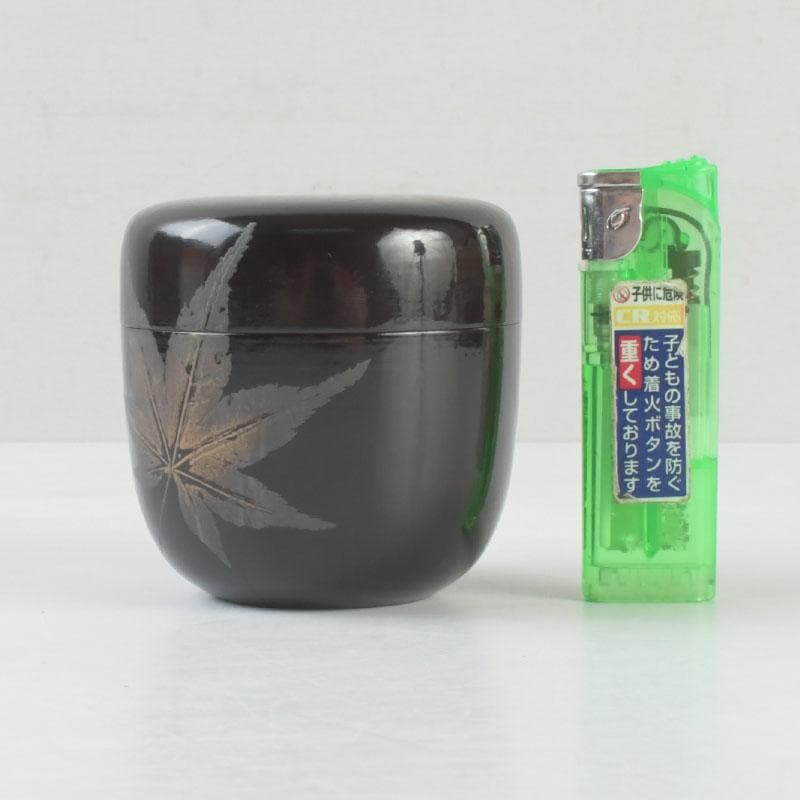 茶道具　漆匠　前端春斉作　黒一閑　雲錦　桜紅葉蒔絵　大棗　共箱　V　9342