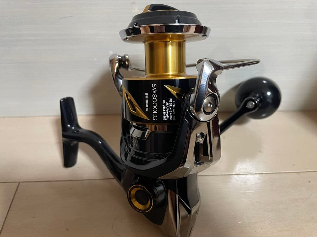 19 STELLA SW 8000HG スピニングリール