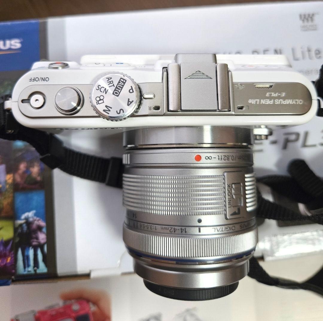 【限定お値下げ】OLYMPUS PEN E-PL3 ホワイト