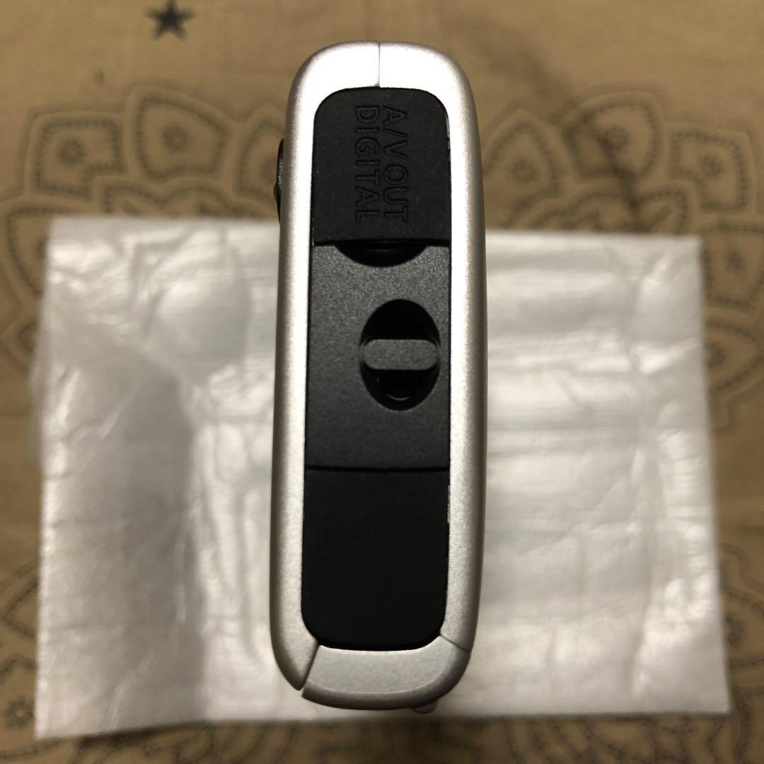 ほぼ新品 Canon IXY 110F シルバー デジカメ コンデジ 完品