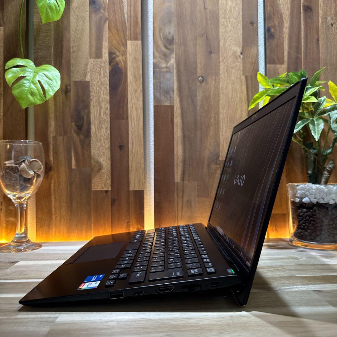 美品2022年モデル‼️VAIO☘️メモリ16GB☘️ノートパソコン☘️オフィス付き