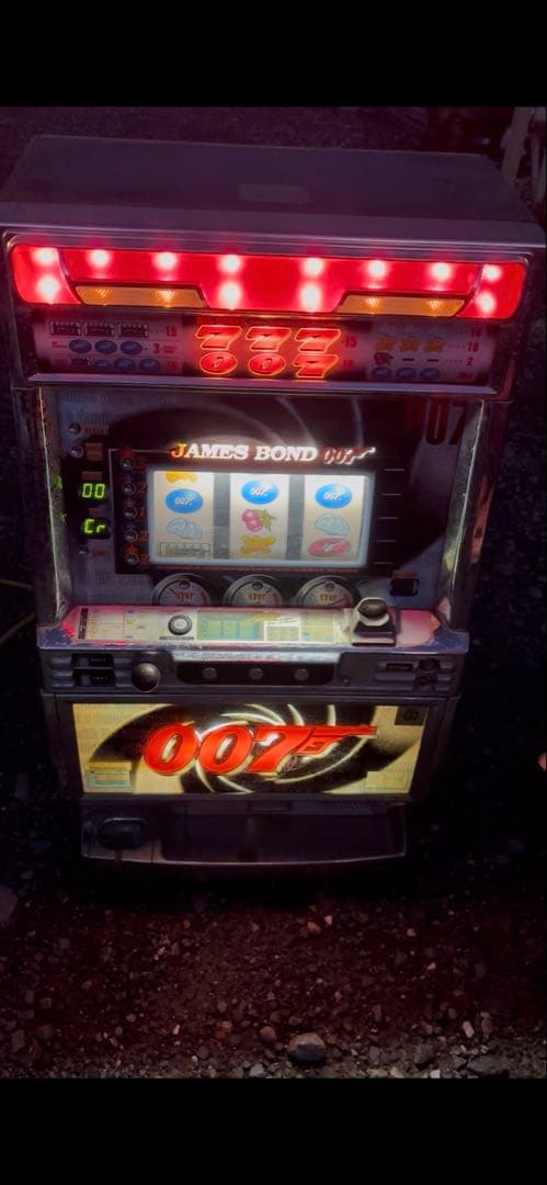 ジャンク品　007（ダブルオーセブン）」スロットマシン