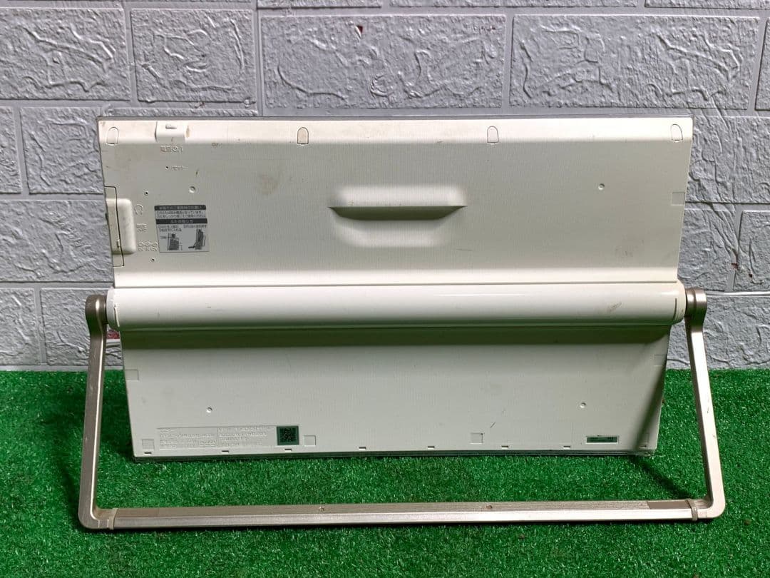 PanasonicUN-TD8Sプライビ―トポータブルテレビ UN-15TD6D