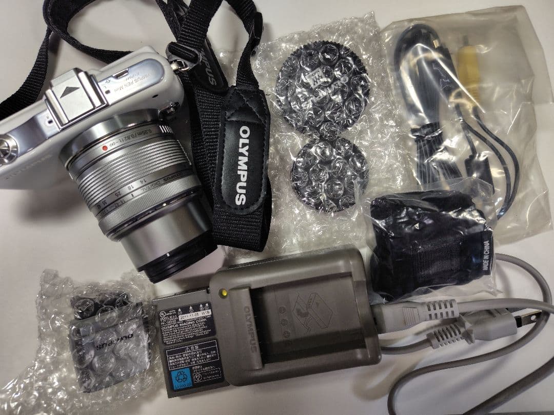 OLYMPUS PEN mini E-PM1 ホワイト