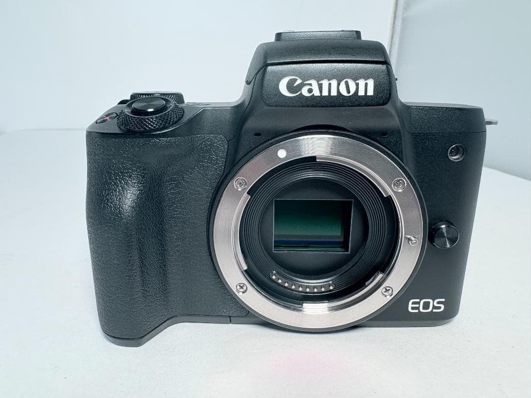 極上品 キヤノン EOS Kiss M2 ボディ ブラック