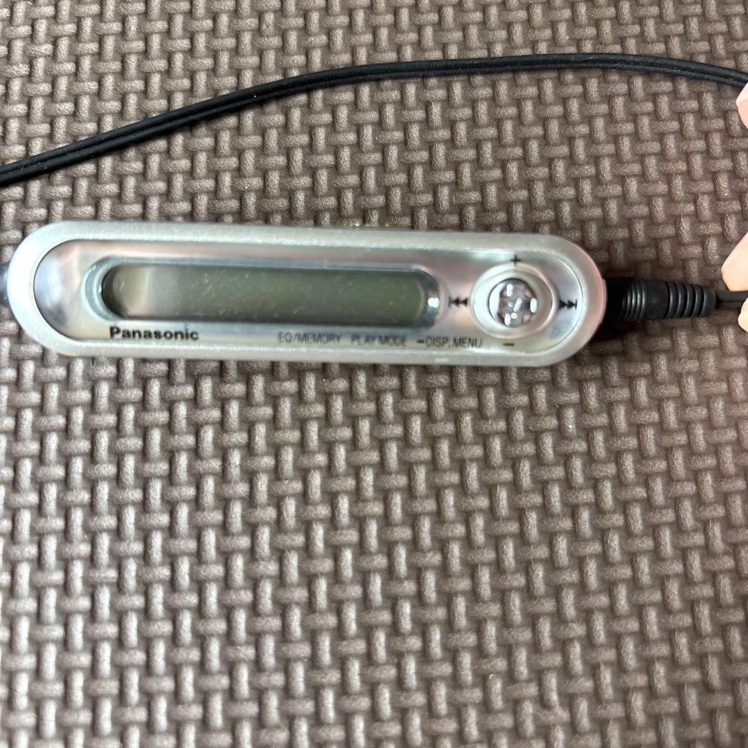 Panasonic ポータブルMDプレーヤー 充電器、イヤホン付き