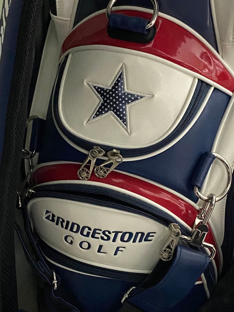 BRIDGESTONE ゴルフバッグ アメリカ国旗デザイン。メジャーコレクション