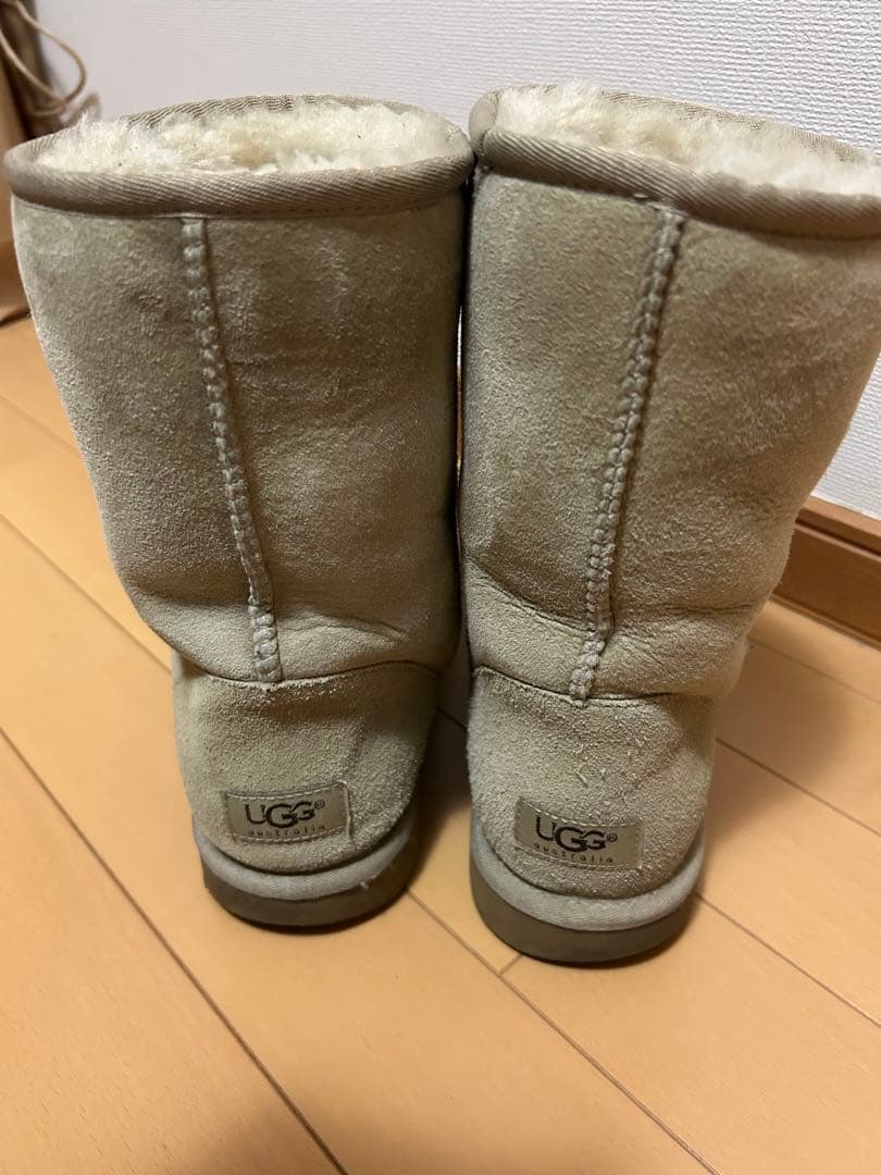 トト　ベージュ　UGG ムートンブーツ