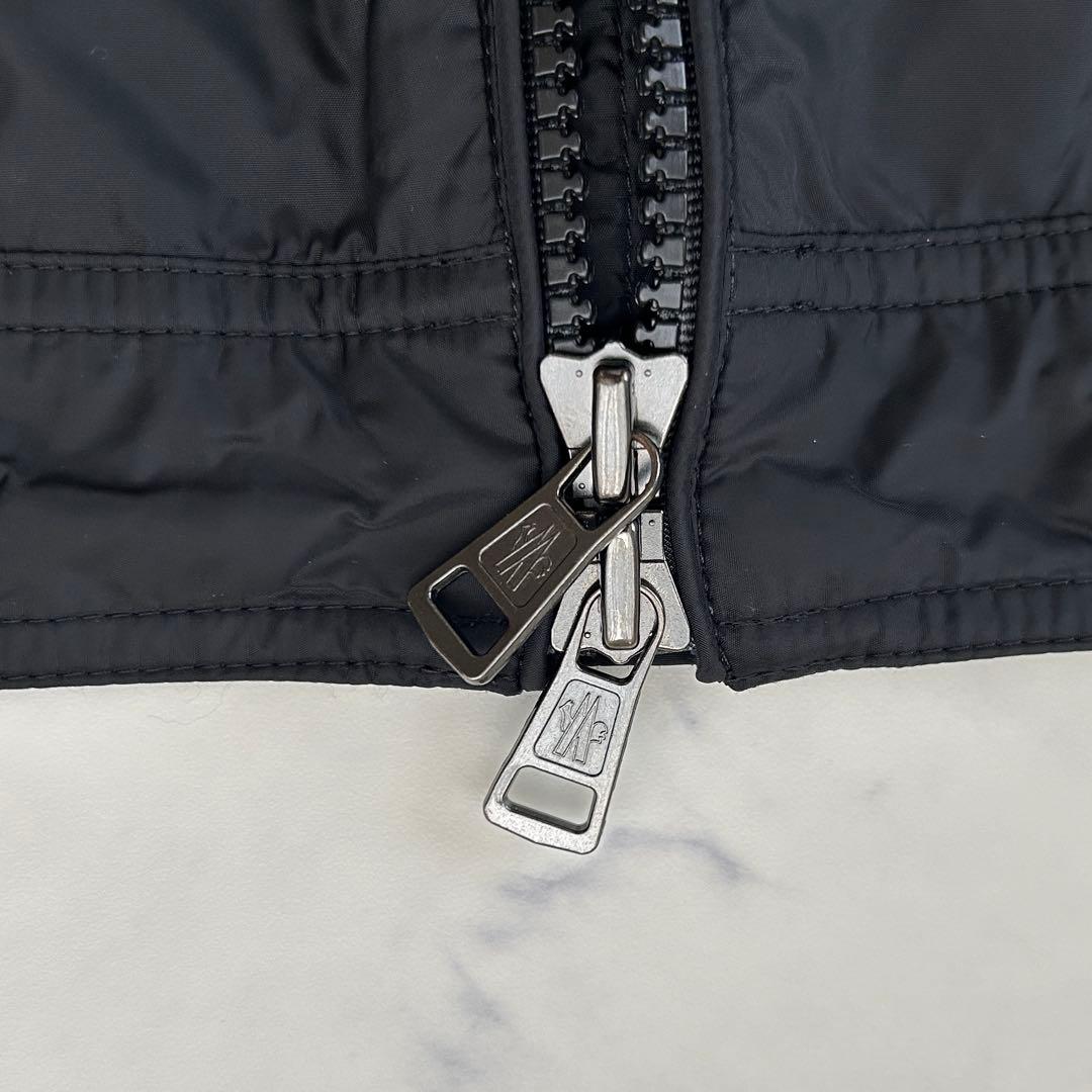 あきたん 極美品 モンクレール ジャケット LEVENS ワッペン