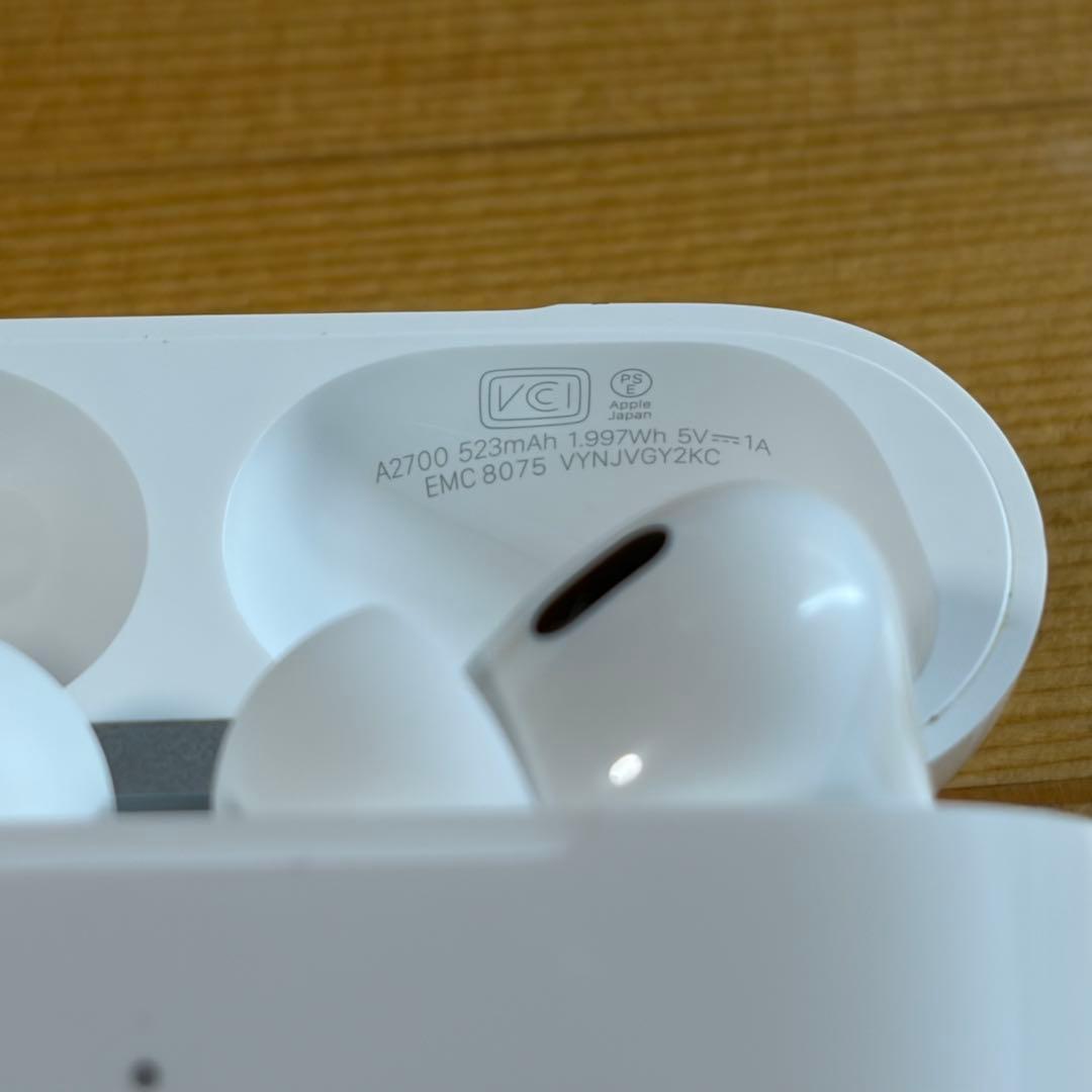 AirPodsPro2本体 第2世代 箱付き Lightning端子 ケース付き