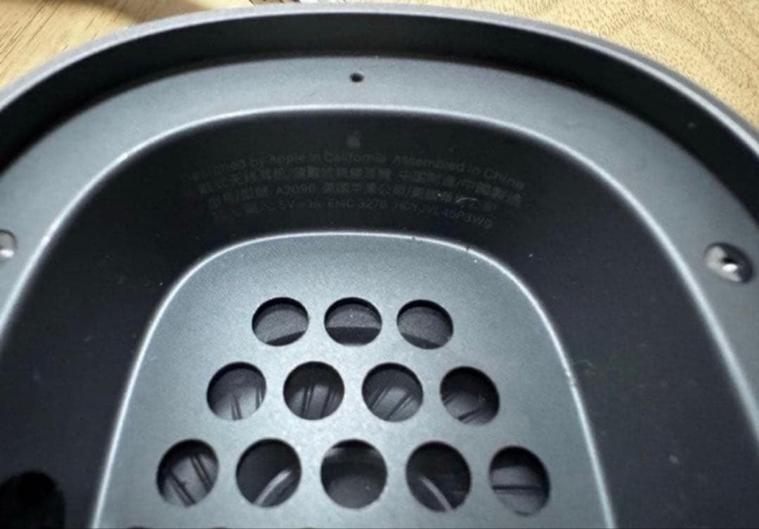 ヘッドホン Apple AirPods Max (Lightning)