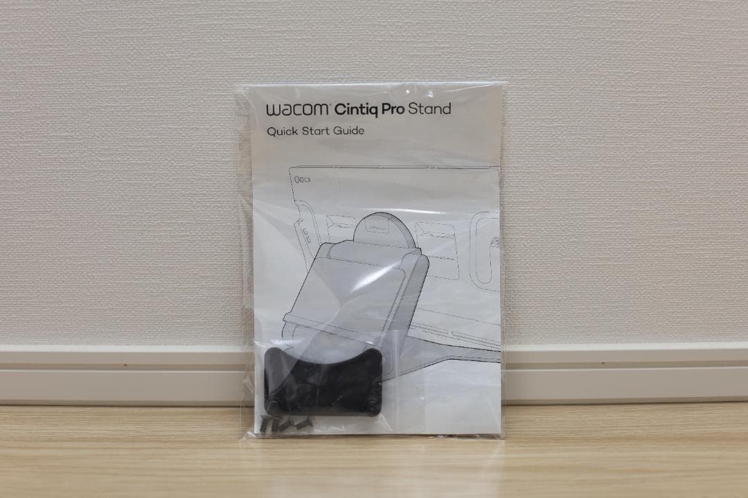 液タブ・ペンタブ Wacom Cintiq Pro 27 Stand ACK64801KZ