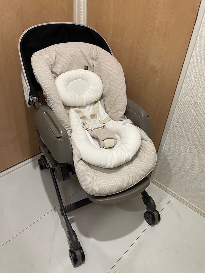 コンビ ネムリラEG＋AUTO SWING BEDi Long スリープシェル