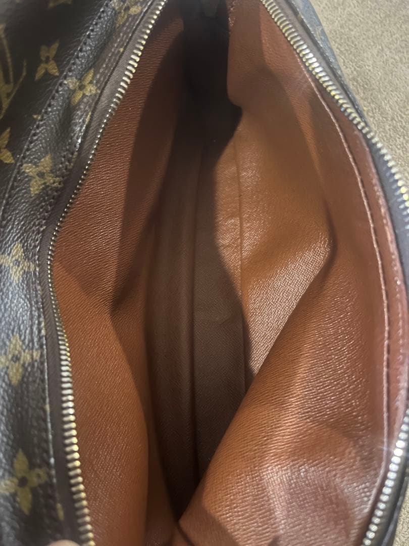 施雅英
