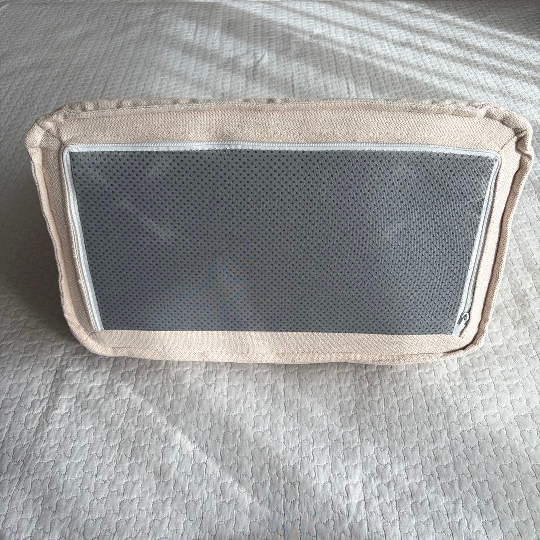 Pulau 自立式背もたれクッション