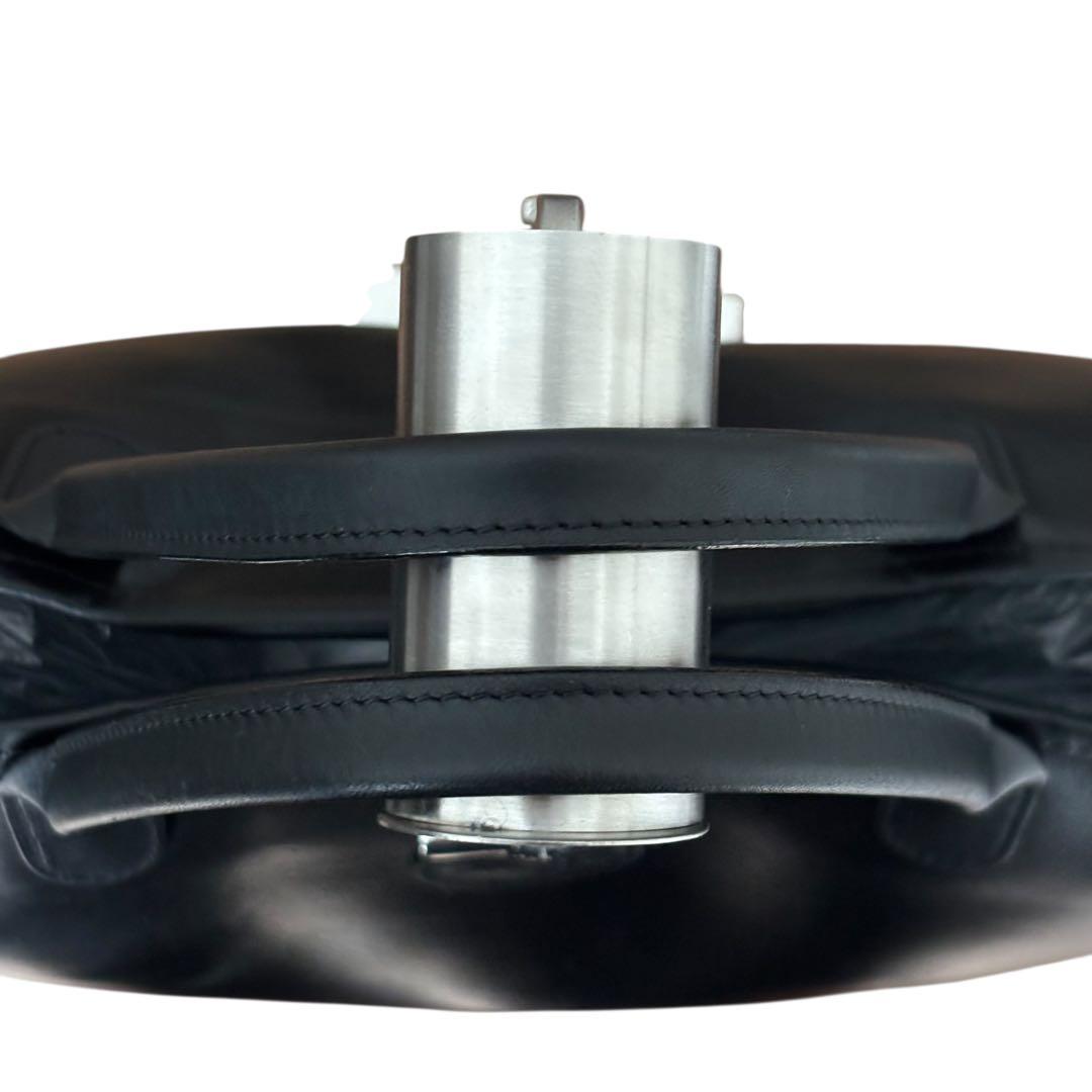 【良品】ロンシャン　トートバッグ　オールレザー　黒　エンボスロゴ　手提げ　大容量