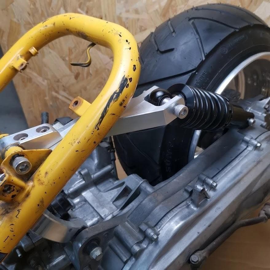 【在庫1点】ホンダ　ズーマー　AF58　太足用吊り下げ　ロンホイキット 直吊り
