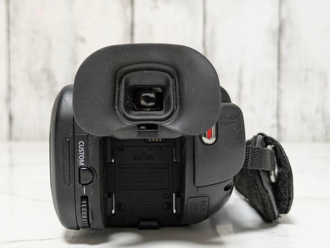 Canon　iVIS HF G20