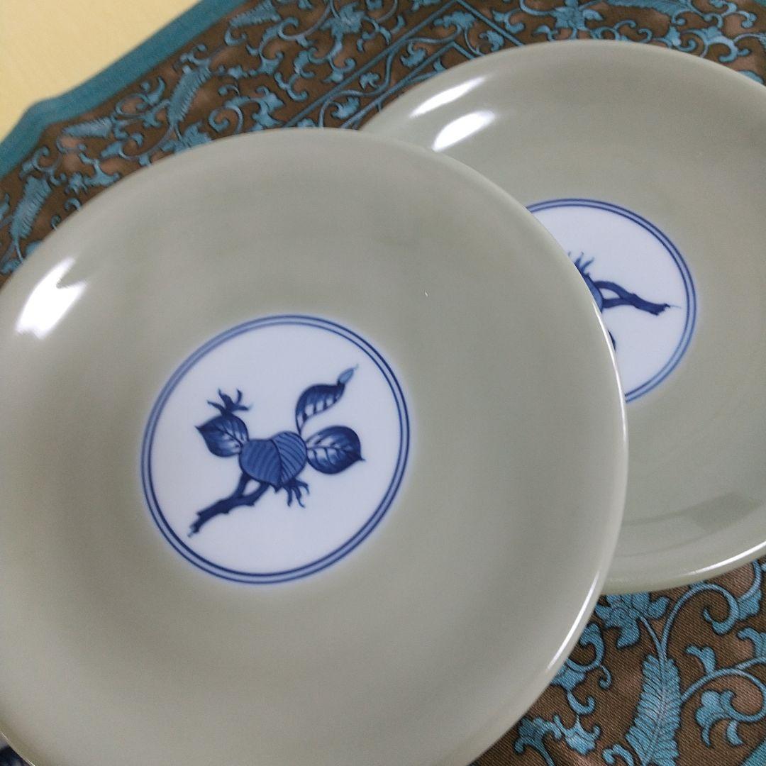 源右衛門窯⭐️青磁木ノ葉文のソーサー3枚組