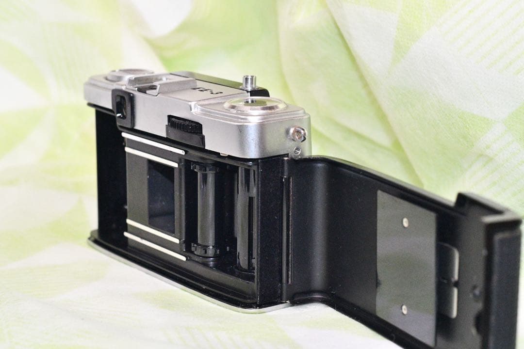 《動作品》OLYMPUS EE-3 【美品】 a361