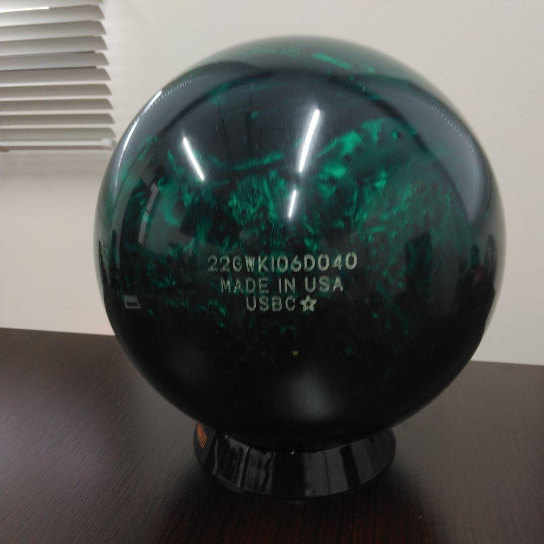 Wolverine S70 ボウリングボール 14p4ozです。