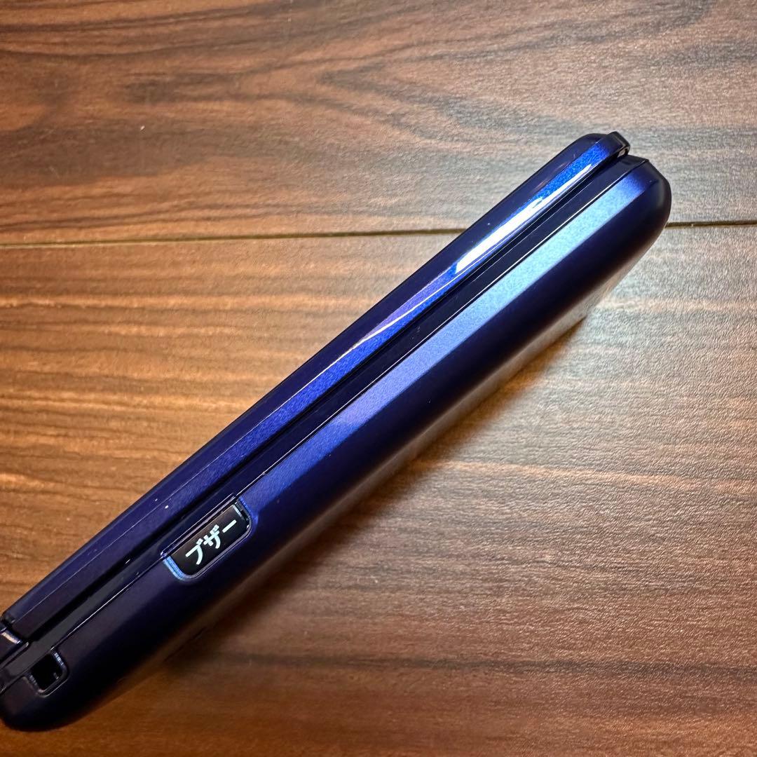 au KYOCERA KYF41SLA かんたんケータイ ガラケー 5304