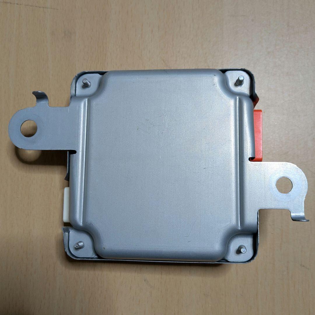 89892-12010 ノア ボルテージセンサー 動作確認済 ⑨