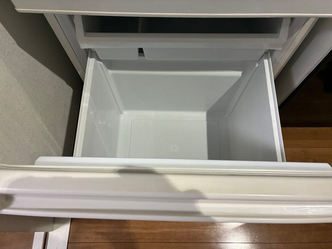 AQUA アクア ノンフロン冷凍冷蔵庫 AQR-20J 2020年製 201L