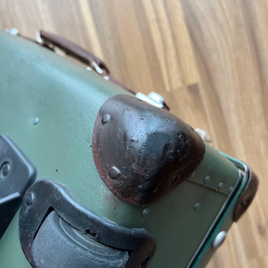 グローブトロッター　スーツケース