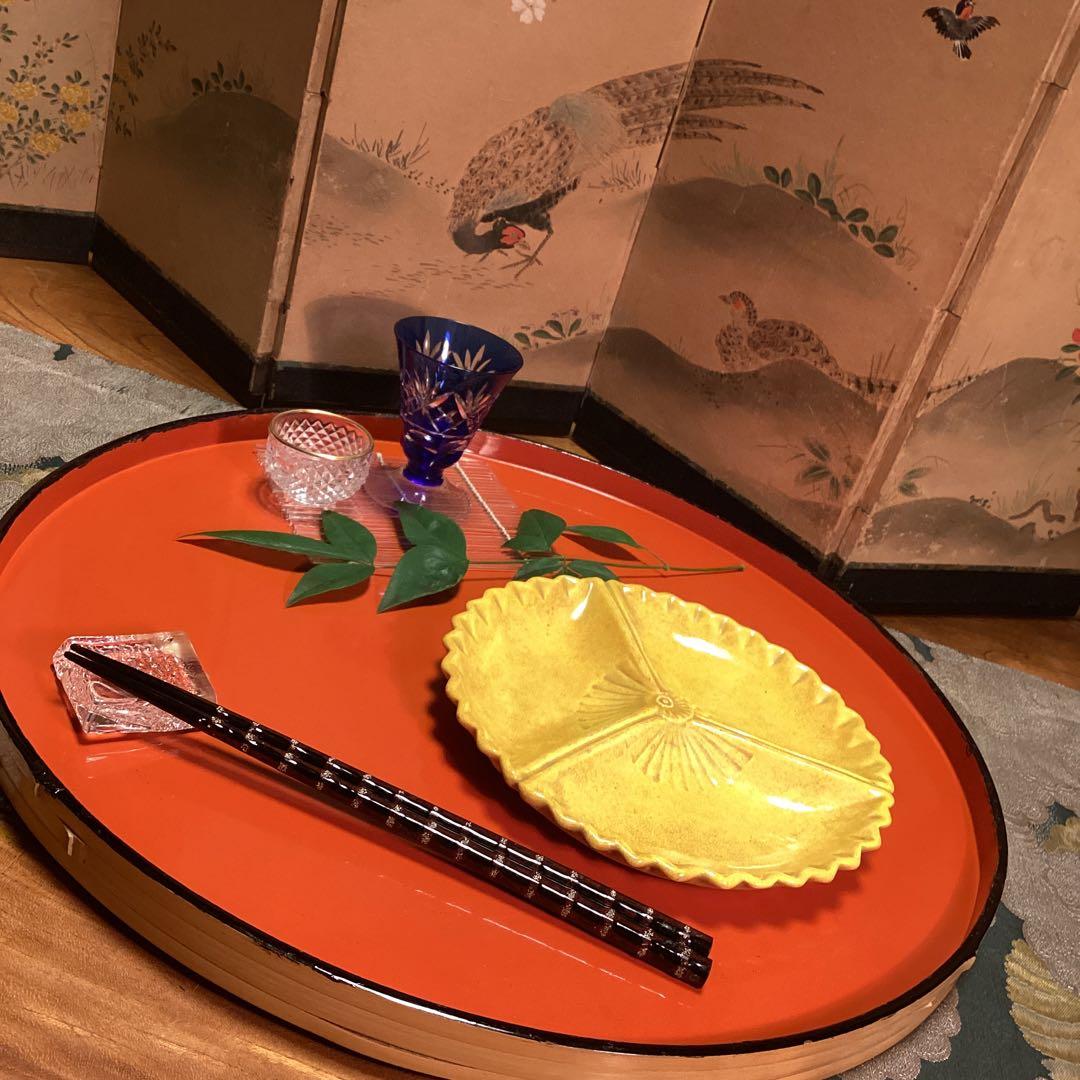 【特別出品】　懐石道具　黄交趾焼　源内焼　三つ扇皿　　５枚揃　供箱