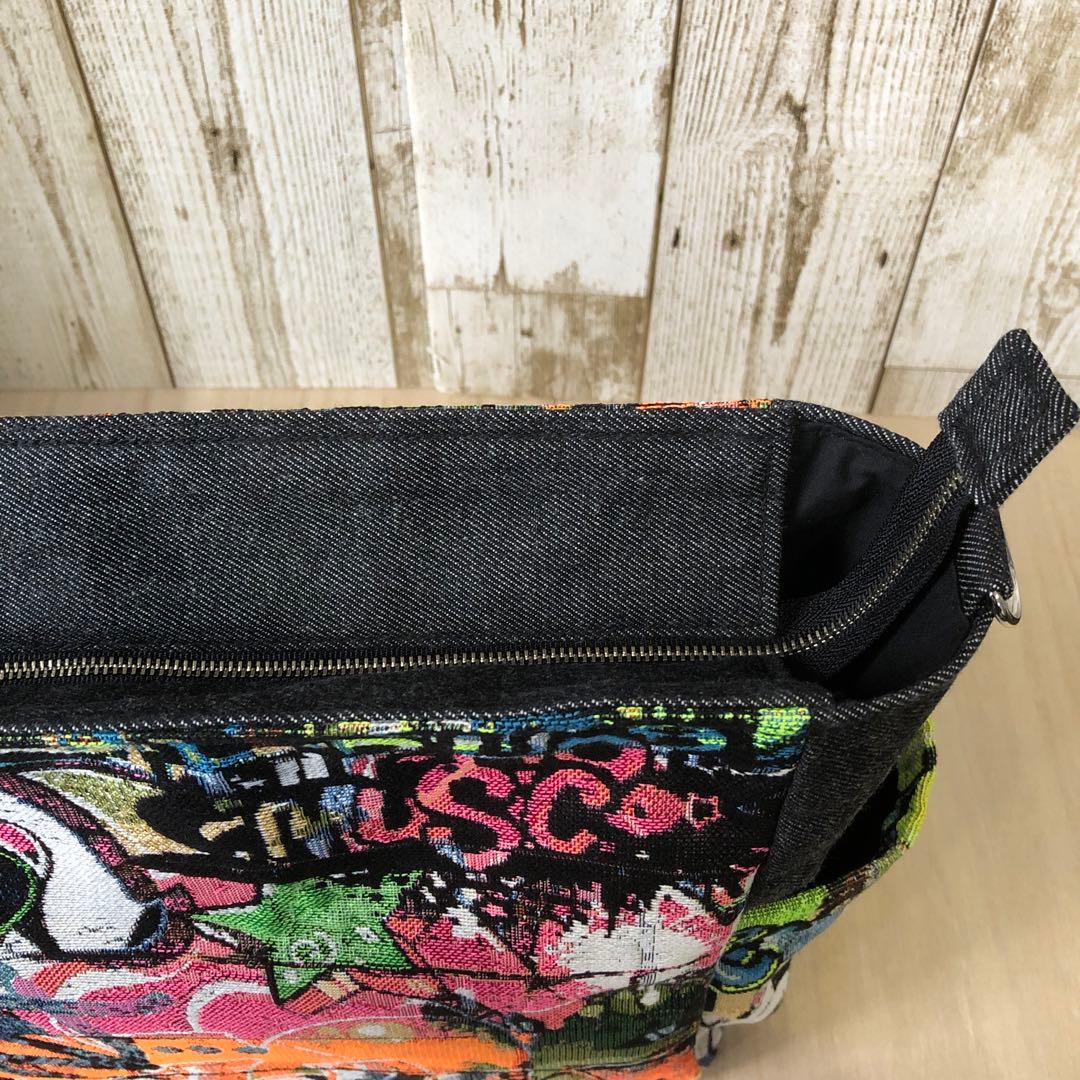 ショルダーバッグ　ハンドメイド　デニムリメイク　ブラック　シルバー【新品デニム】