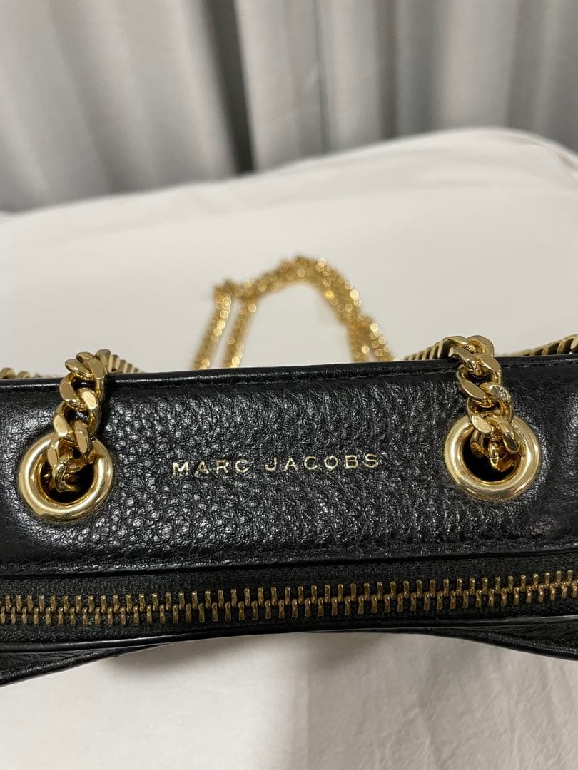 【プリン（整理中）】 Marc Jacobs ブラックショルダーバッグ