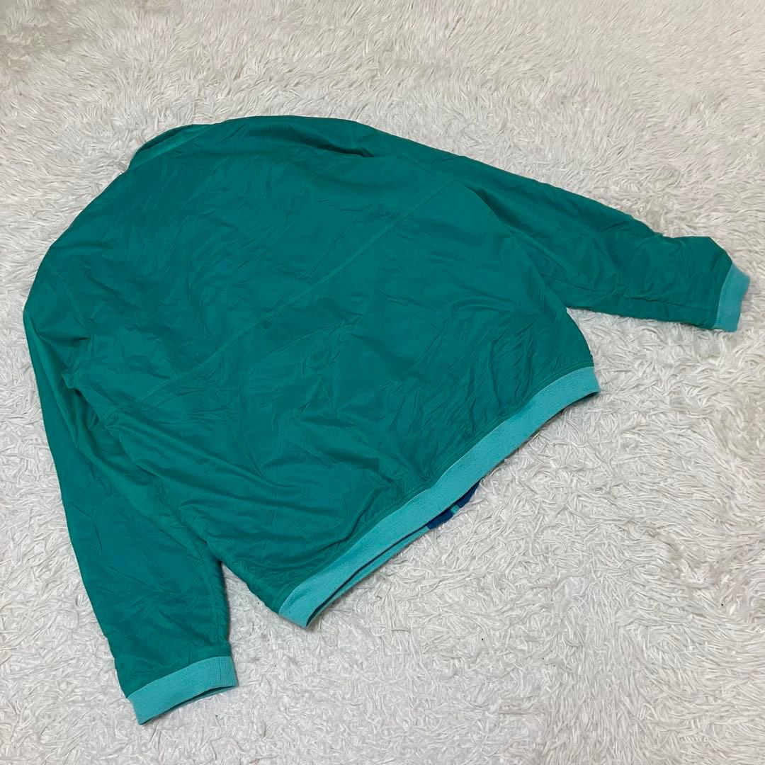 patagonia ロゴ入りリバーシブルブルゾン　ジャンパー　フリース　緑　青