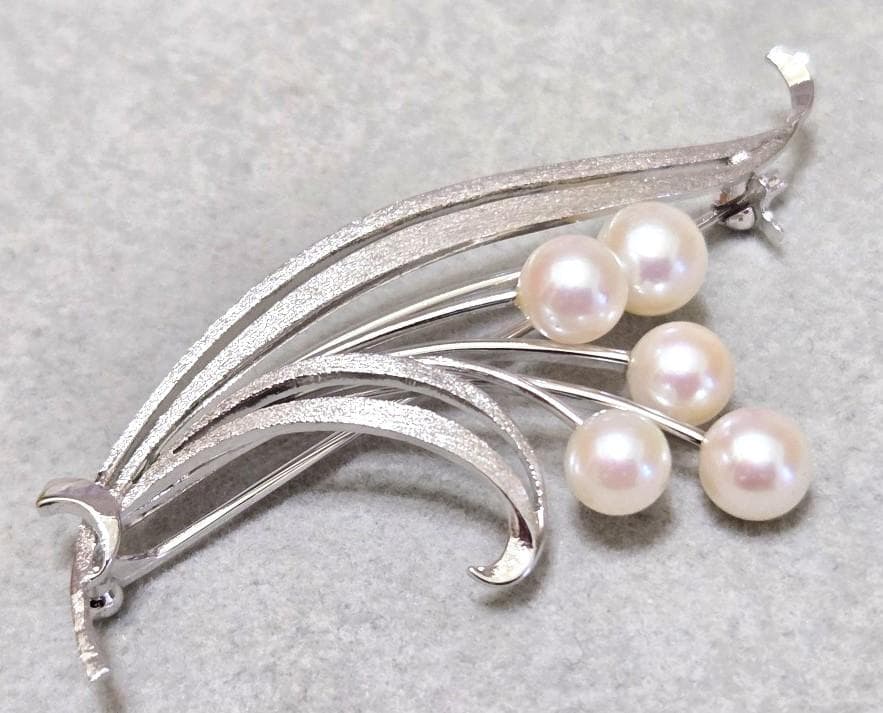 MIKIMOTOミキモト パール SILVER　ブローチ　42315
