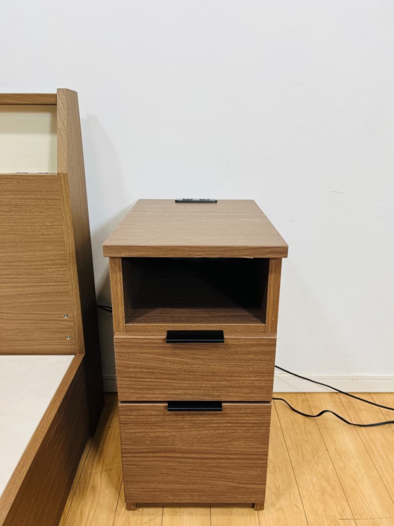 シングルベッド＋マットレス＋ヘッドボード・ナイトテーブル セット