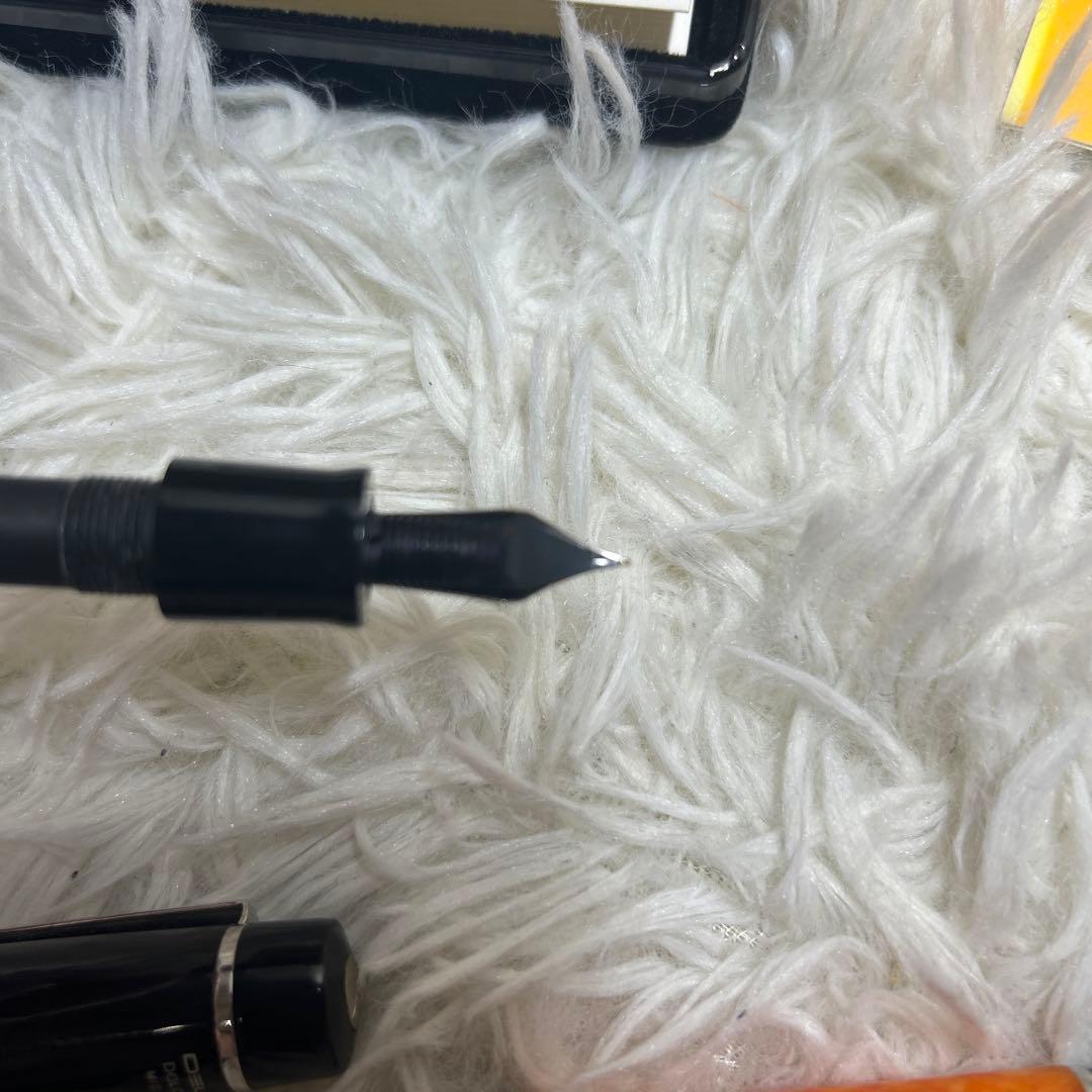 【美品】デルタ　ドルチェビータ　ミディアム　万年筆　14k F