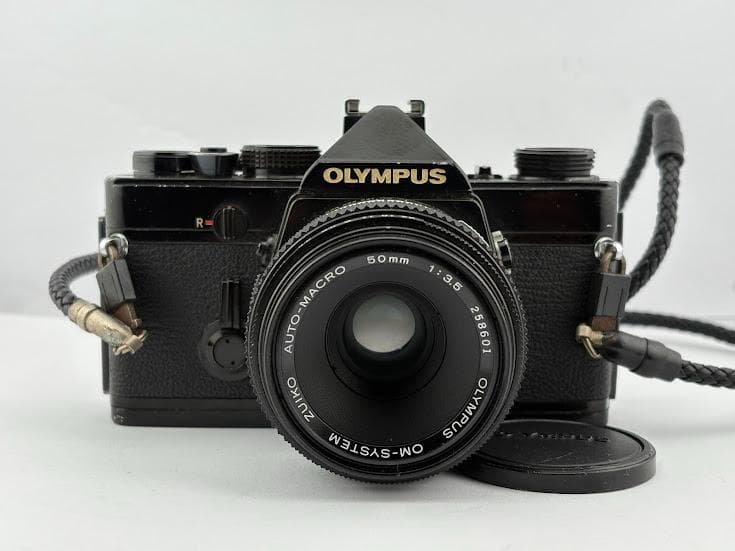 ★良品★オリンパス OLYMPUS OM-1 ボディブラック / レンズキッド