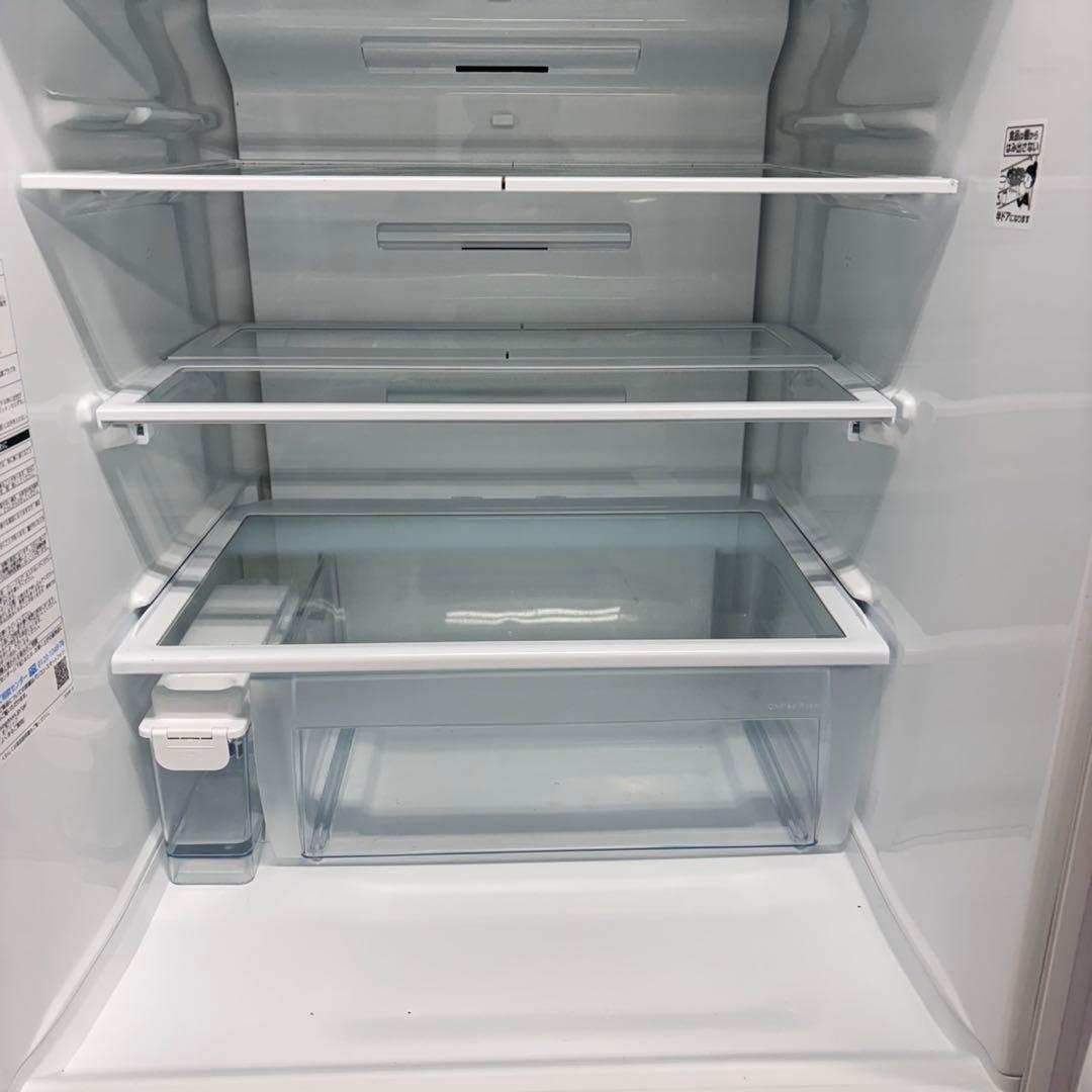 670 関東　鏡面デザイン　5ドア 右開き　大型冷蔵庫　400L強 自動製氷機