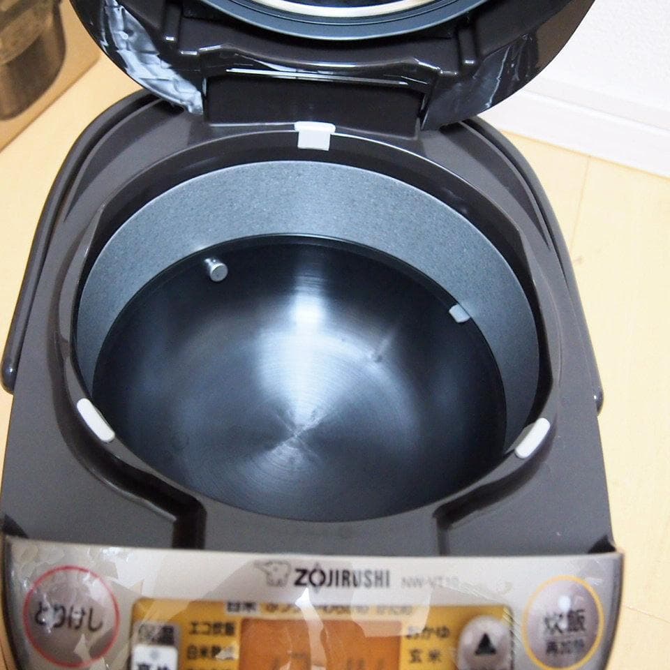 象印 NW-VT10-TA IH炊飯ジャー 5.5合炊き ブラウン 2025年製
