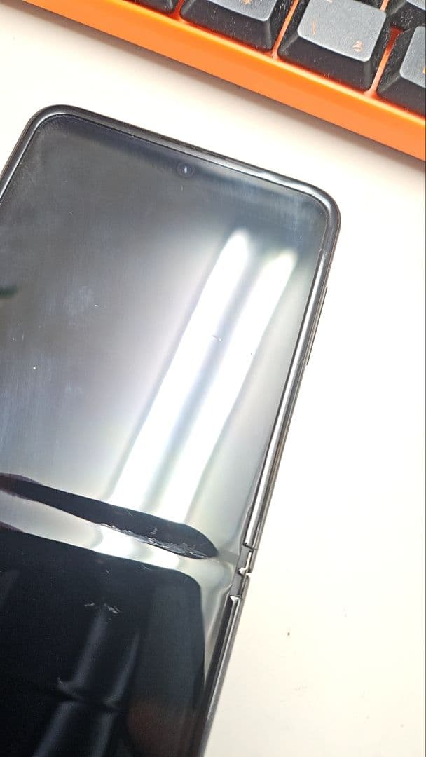 【au版】Galaxy Z Flip 3 5G SCG12 ファントムブラック