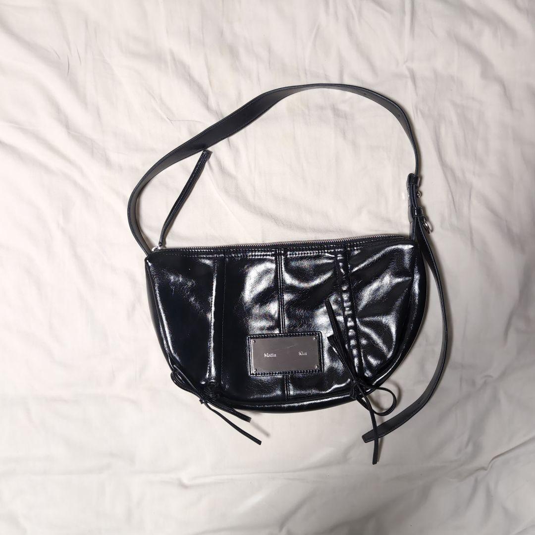【大人気】Matin Kim ワンショルダーバッグ　黒