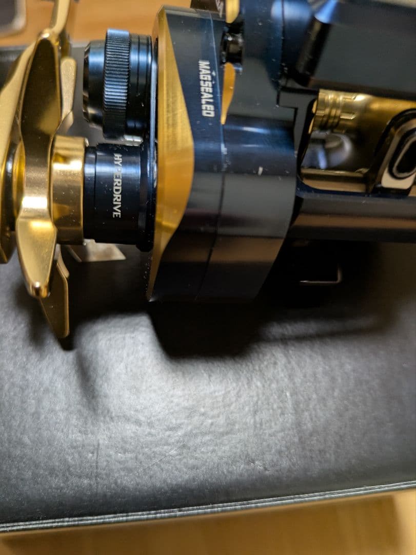 ダイワ　21ソルティガ　IC300 超美品　リブレノブ付き