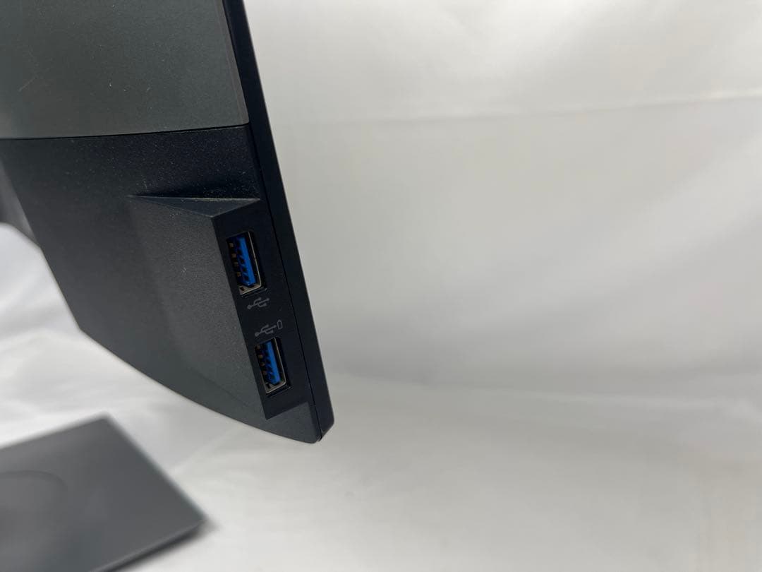 Dell 2719D 27インチモニター　2K 回転機能