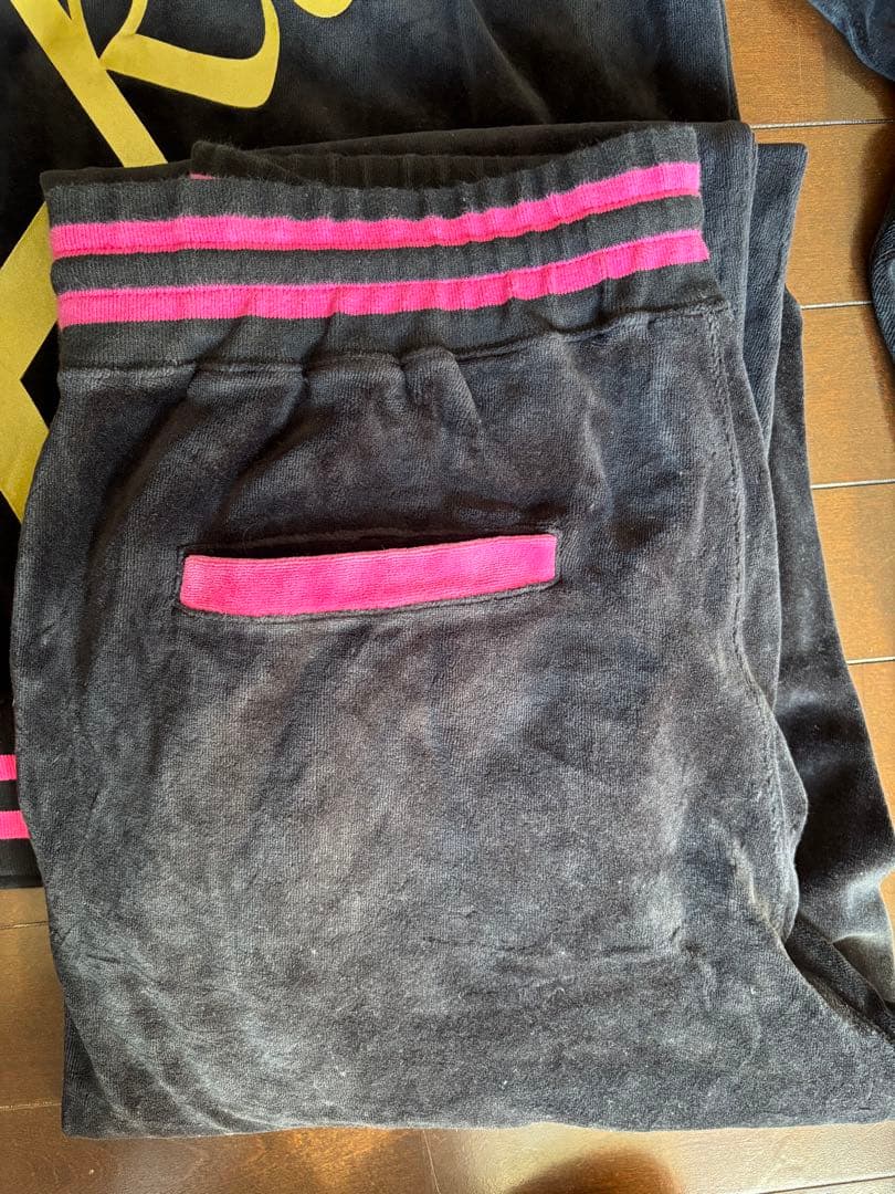 【未使用、美品】24karats セットアップ　ベロア　EXILE 黒　ピンク