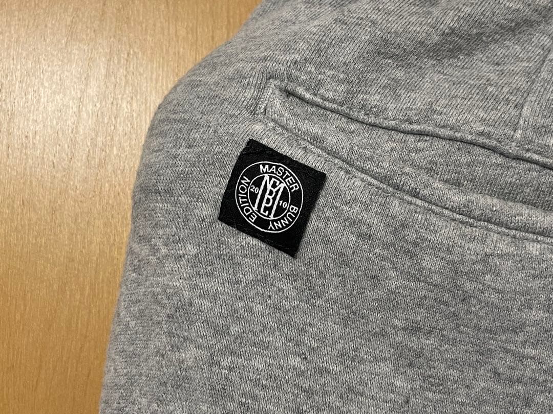 MASTER BUNNY EDITION スウェットパンツ グレー　サイズ4