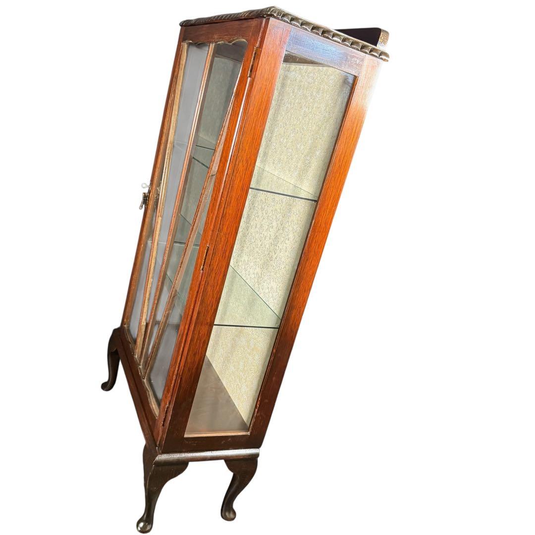 HR765 アンティーク　キュリオケース　英国　鍵付き　３面彩光　猫脚